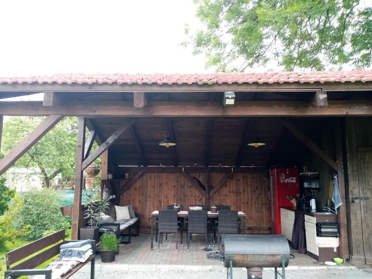 Mija Apartman S Vinnym Sklipkem, Zahradou A Grilem Kájov 외부 사진