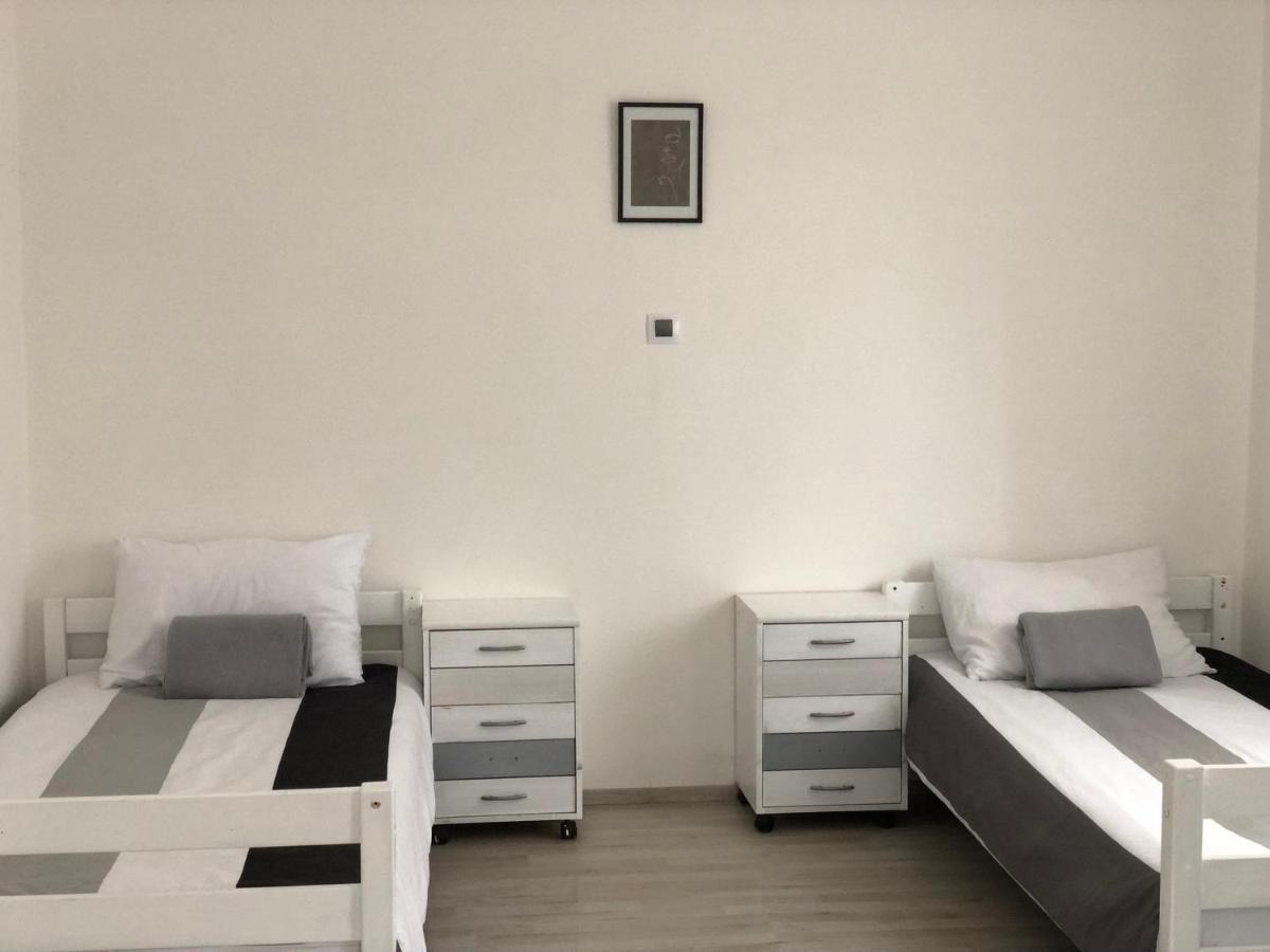 Mija Apartman S Vinnym Sklipkem, Zahradou A Grilem Kájov 외부 사진