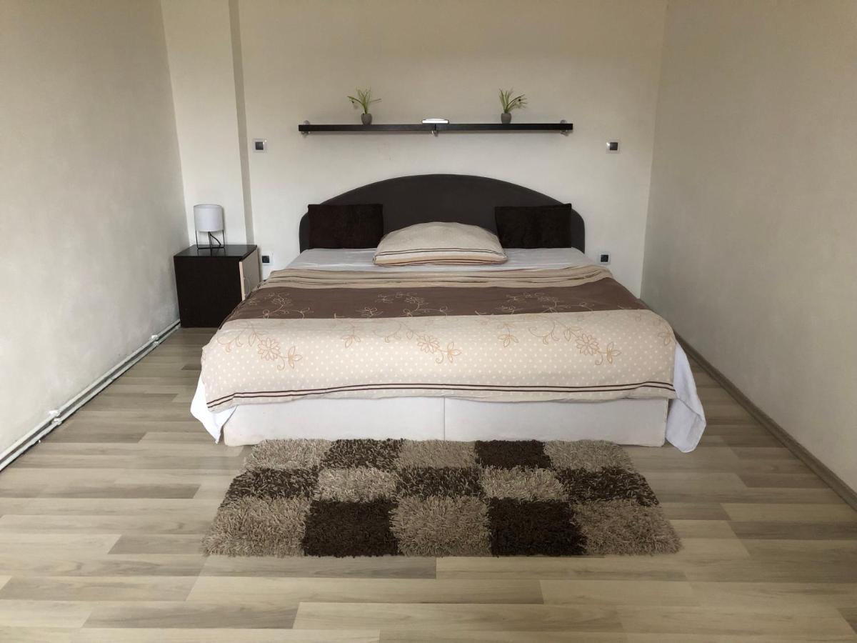 Mija Apartman S Vinnym Sklipkem, Zahradou A Grilem Kájov 외부 사진