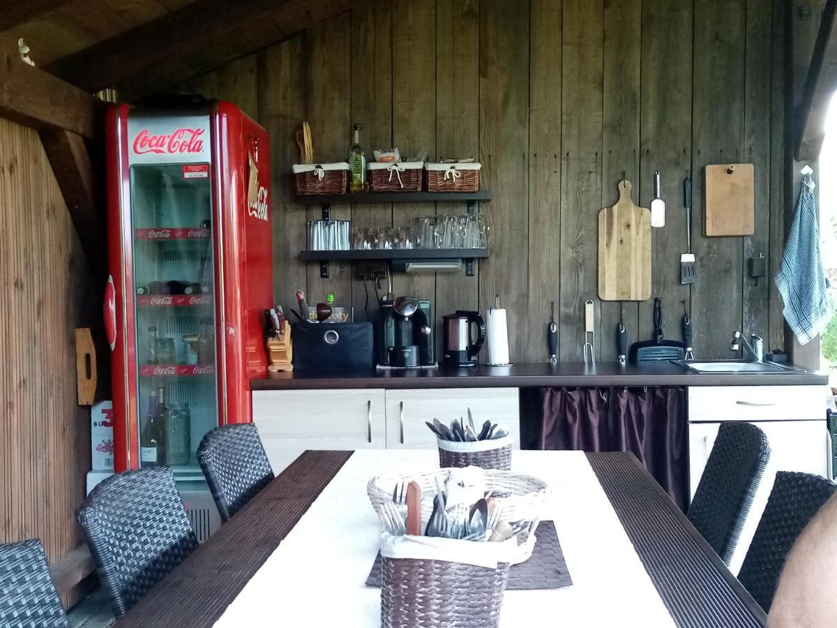 Mija Apartman S Vinnym Sklipkem, Zahradou A Grilem Kájov 외부 사진